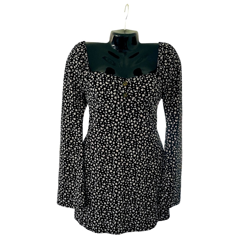 Flare Sleeve Shift Dress Black White Spots size 6